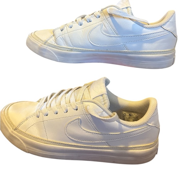 Nike Shoes - Nike White Sneakers Classic Minimalist Design